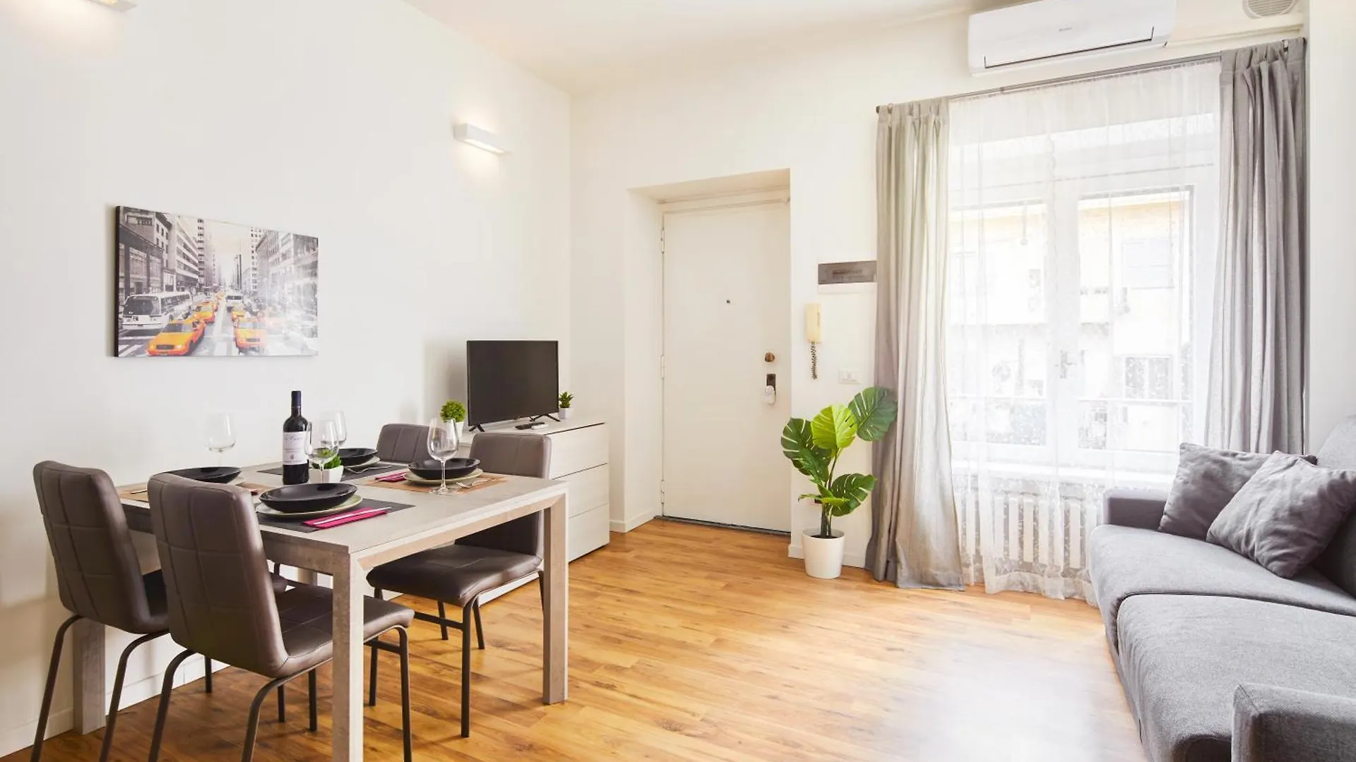 House Navigli Apartment In The Heart Of Navigli Milan Italy